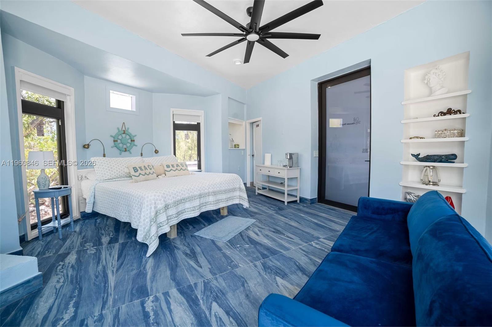   /   кв.футов $ 2026-02-20 0 Фото