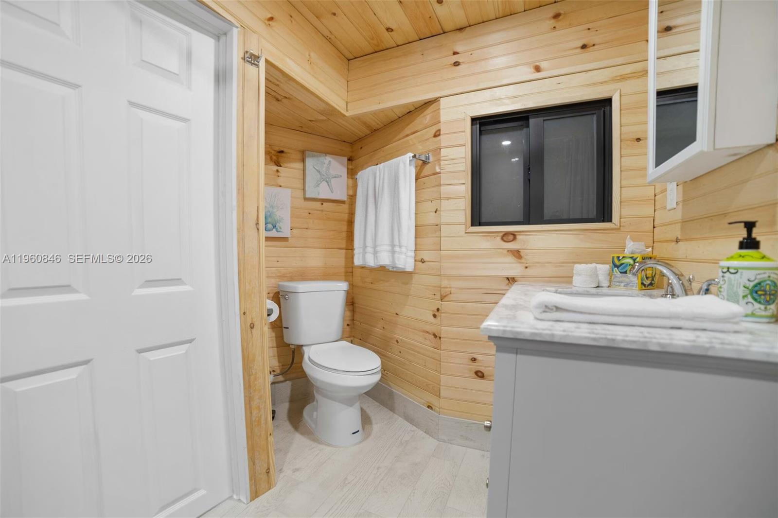   /   кв.футов $ 2026-02-20 0 Фото