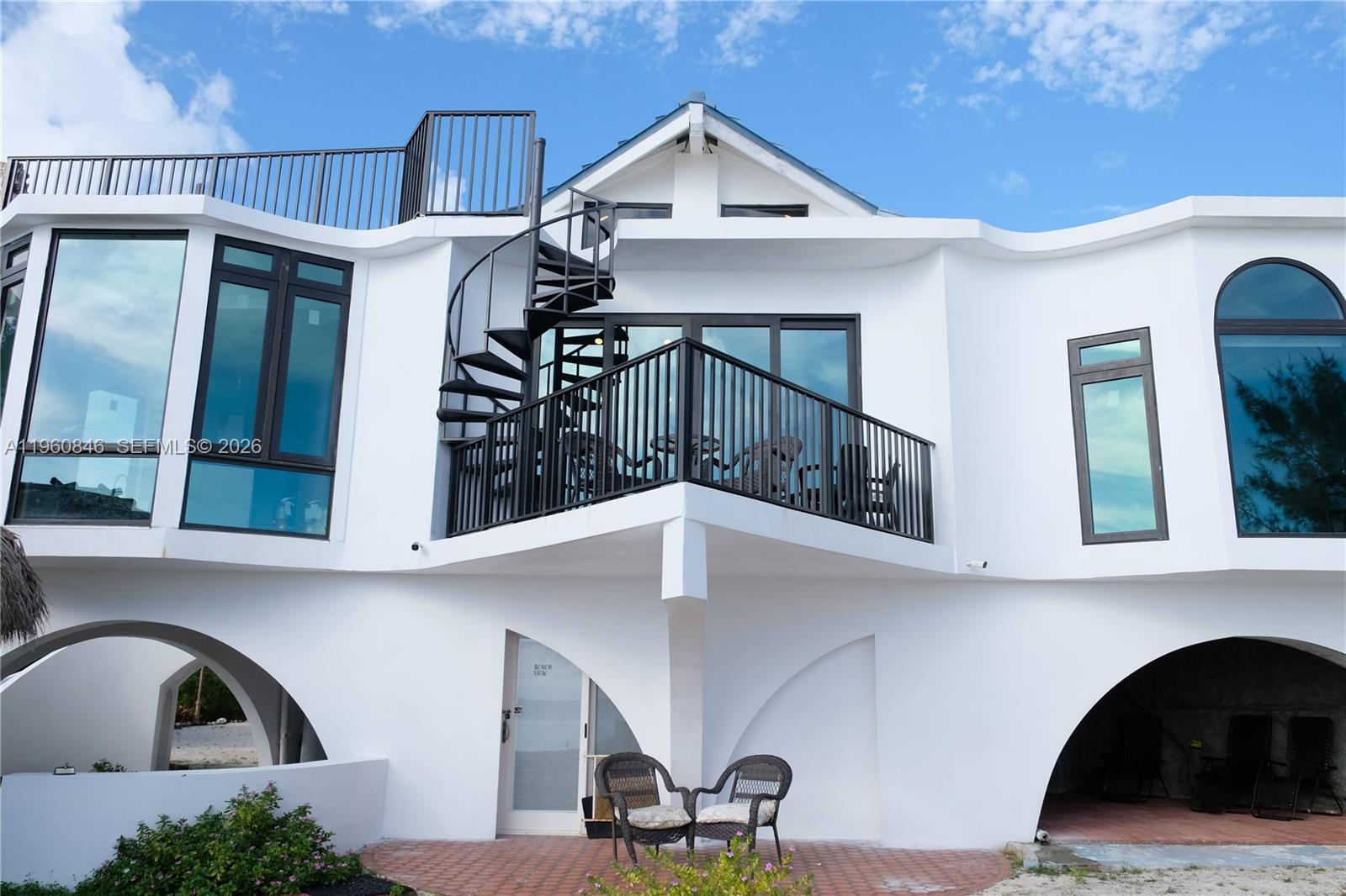   /   кв.футов $ 2026-02-20 0 Фото