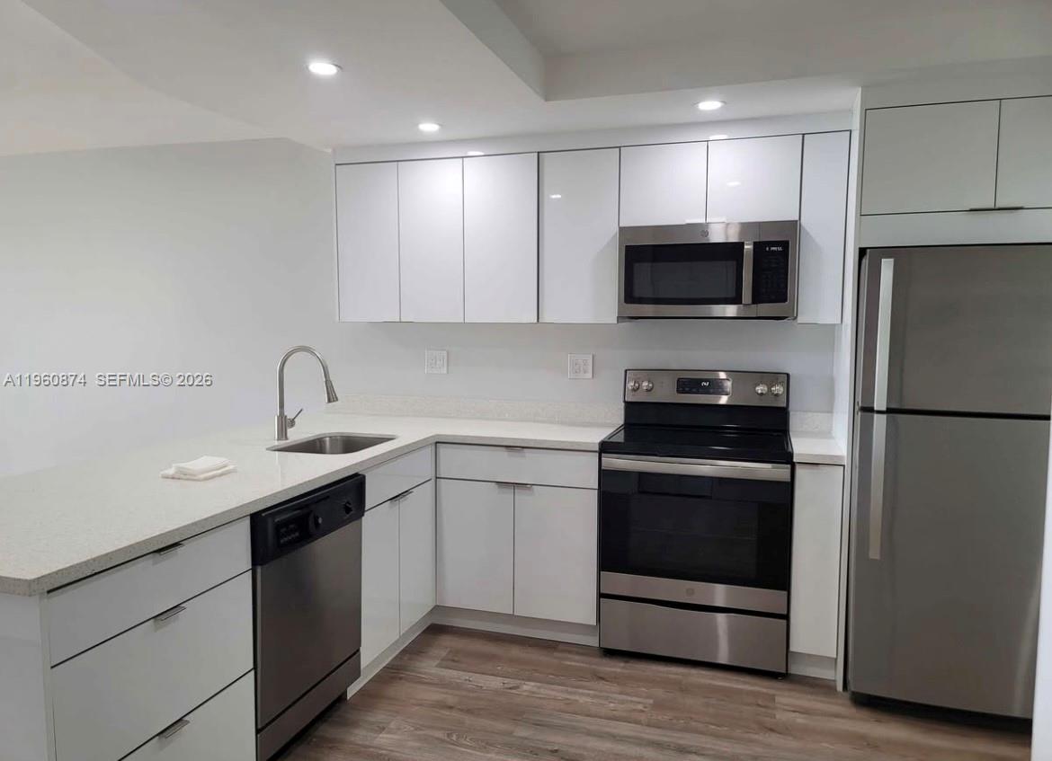 See details 410-2 1 / 2 1036 sq. ft. $ 2026-02-06 0 Photo