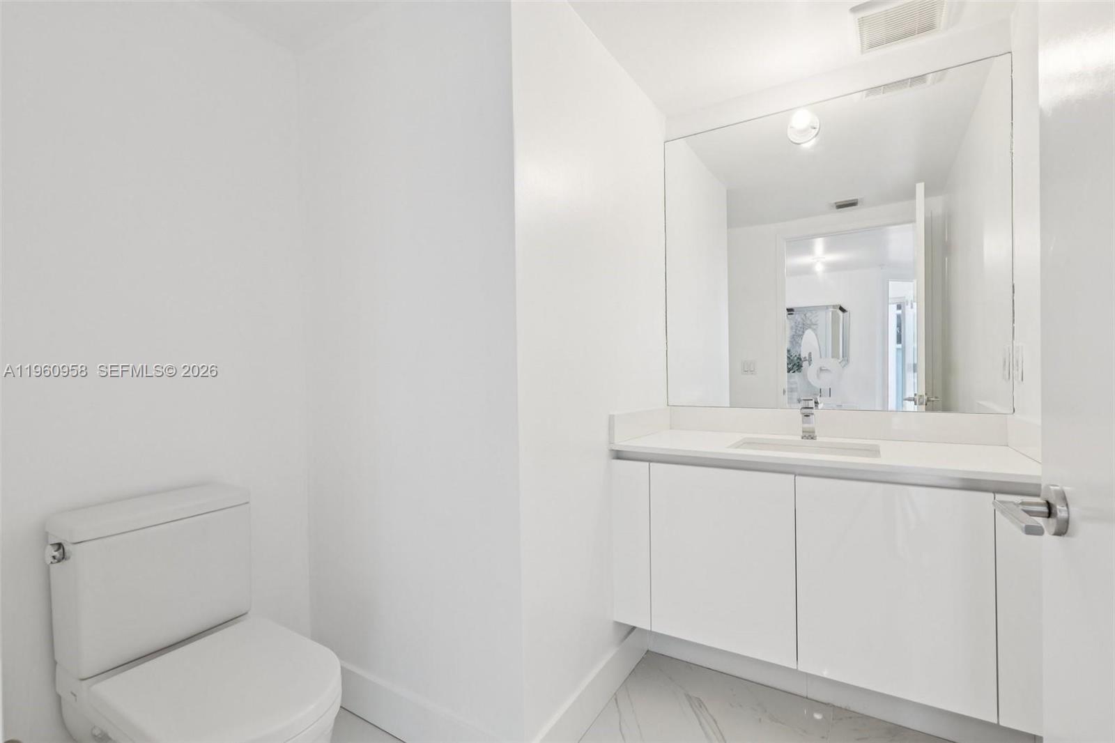 5-907 3 / 4 1892 sq. ft. $ 2026-02-06 0 Photo