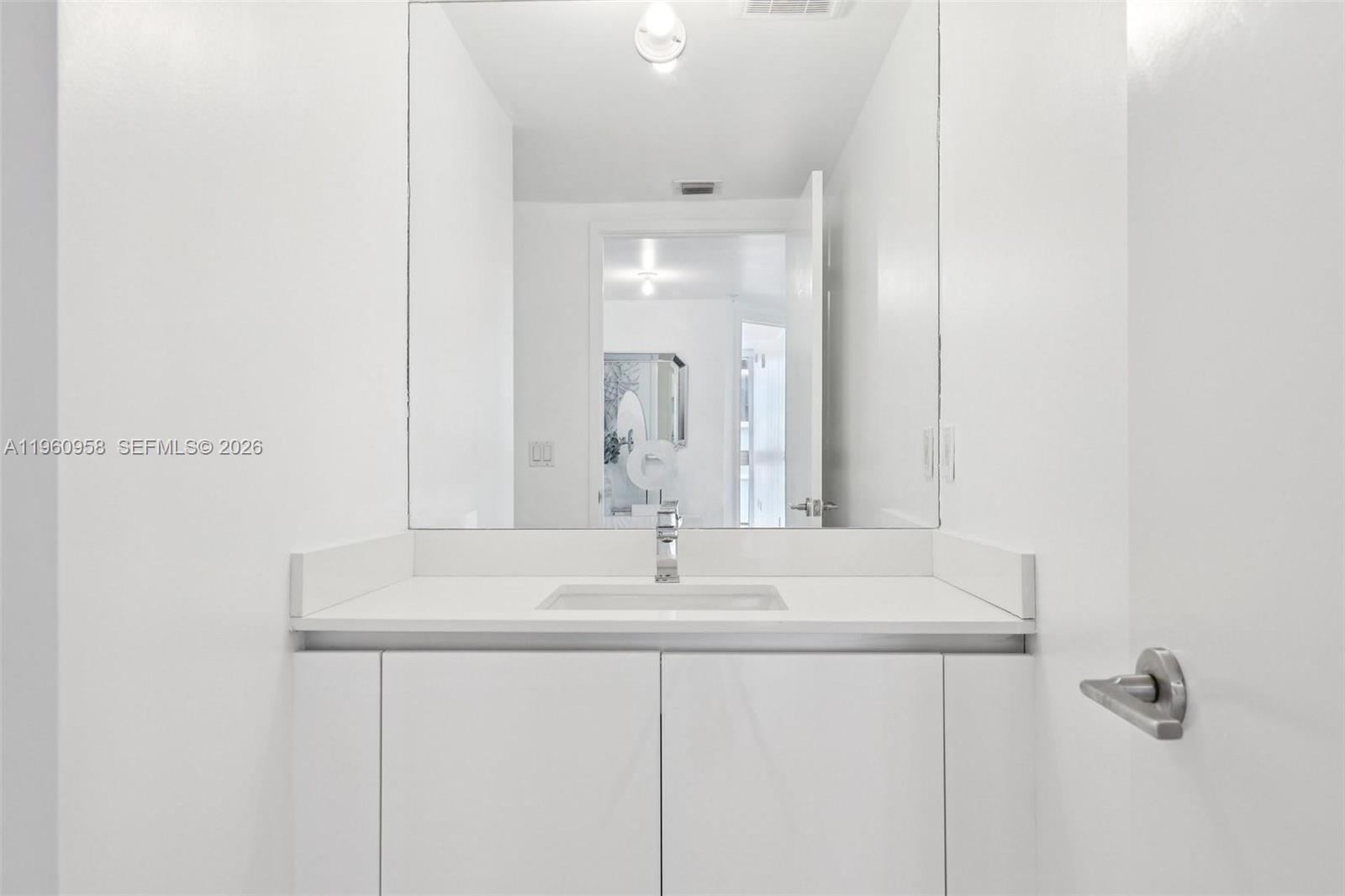 5-907 3 / 4 1892 sq. ft. $ 2026-02-06 0 Photo