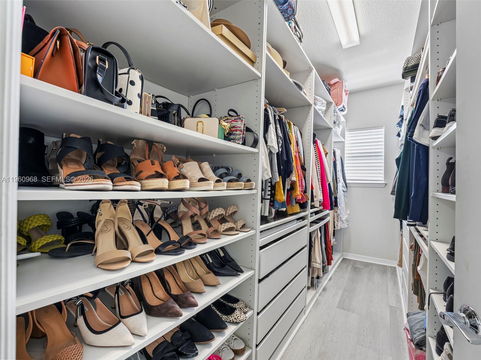 See details 3953 3 / 3 1768 sq. ft. $ 2026-02-06 0 Photo