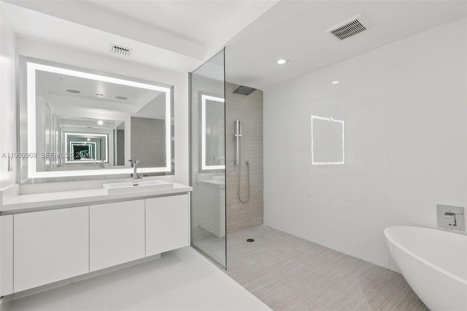 See details 5-907 3 / 4 1892 sq. ft. $ 2026-02-06 0 Photo