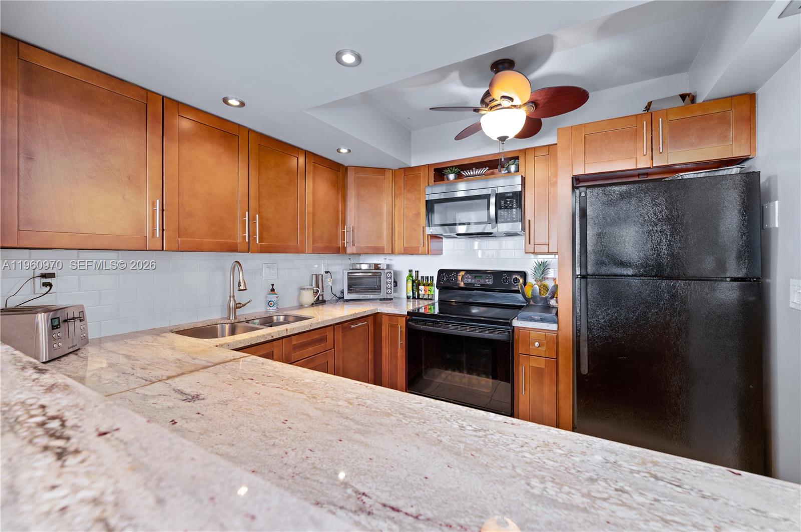 Photo of 3180 Ocean Dr  #618, Hallandale Beach, Florida, 33009 - 