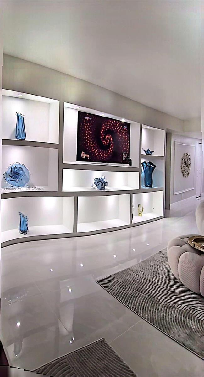 See details 2312 2 / 2 1350 sq. ft. $ 2026-02-06 0 Photo