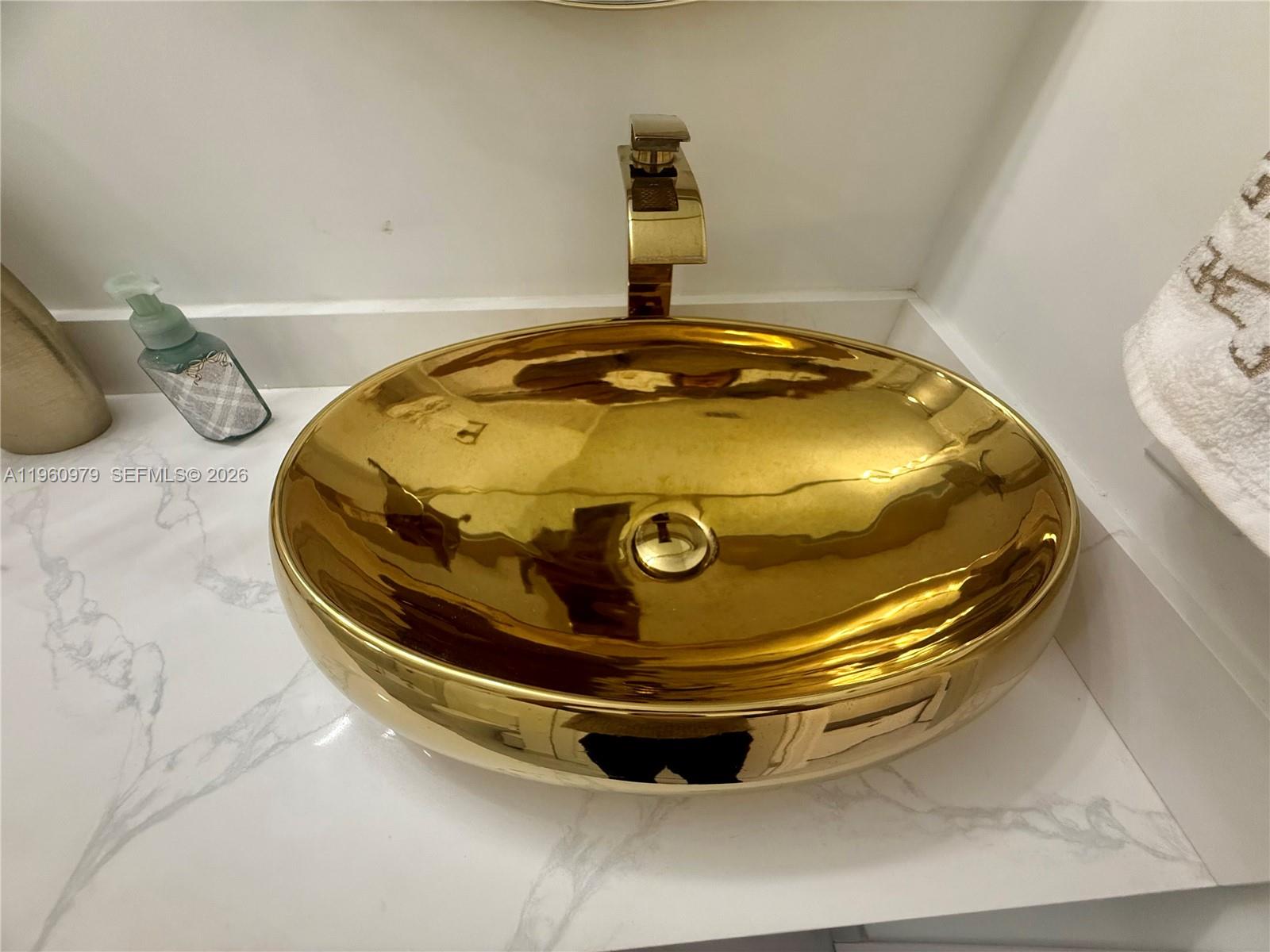 See details 2312 2 / 2 1350 sq. ft. $ 2026-02-06 0 Photo