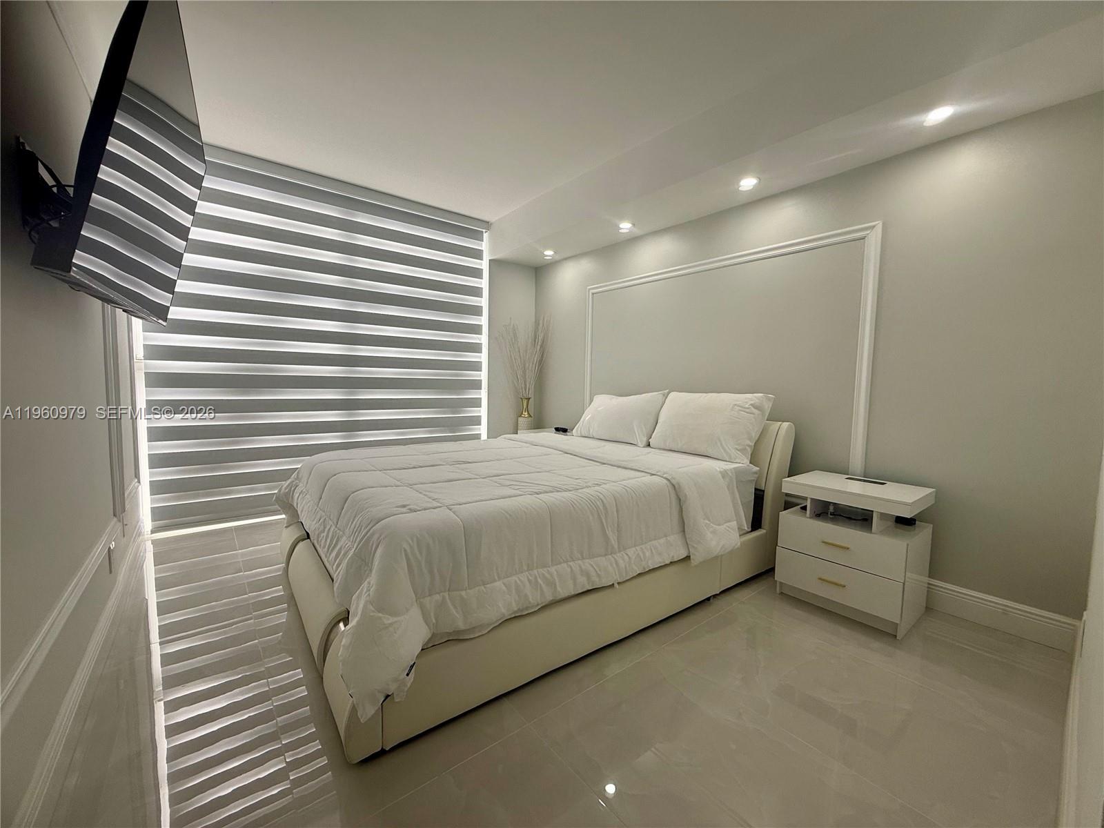 See details 2312 2 / 2 1350 sq. ft. $ 2026-02-06 0 Photo