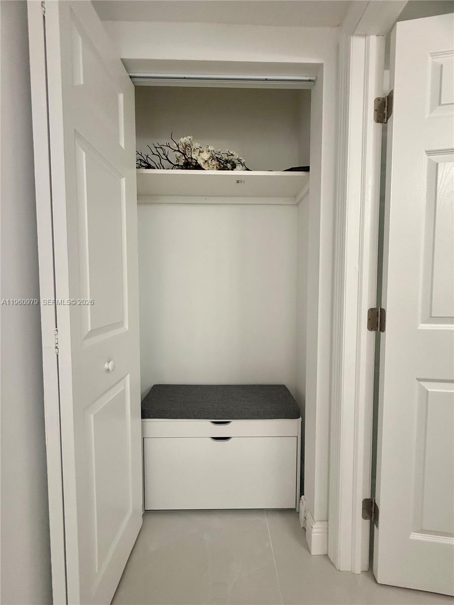 See details 2312 2 / 2 1350 sq. ft. $ 2026-02-06 0 Photo