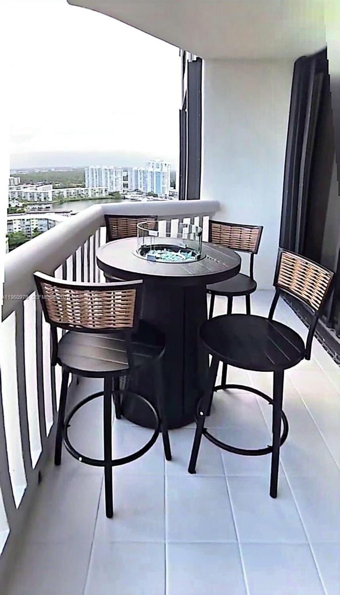 See details 2312 2 / 2 1350 sq. ft. $ 2026-02-06 0 Photo