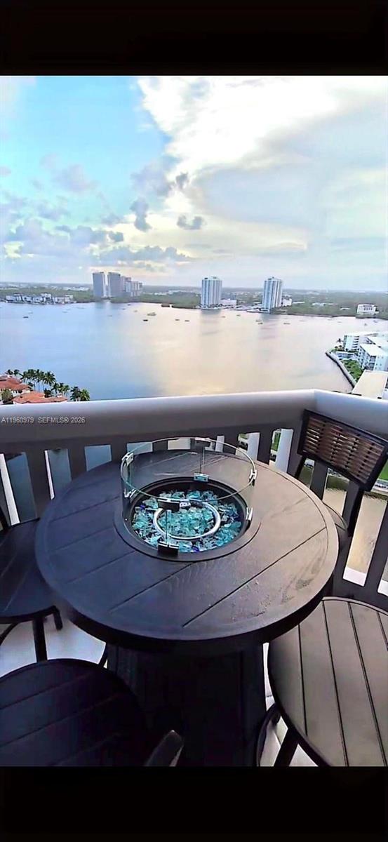 See details 2312 2 / 2 1350 sq. ft. $ 2026-02-06 0 Photo