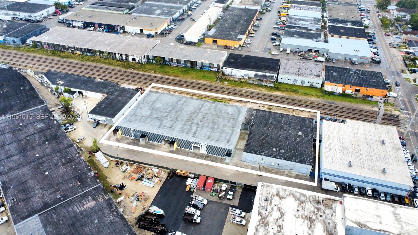   /   sq. ft. $ 2026-02-06 0 foto