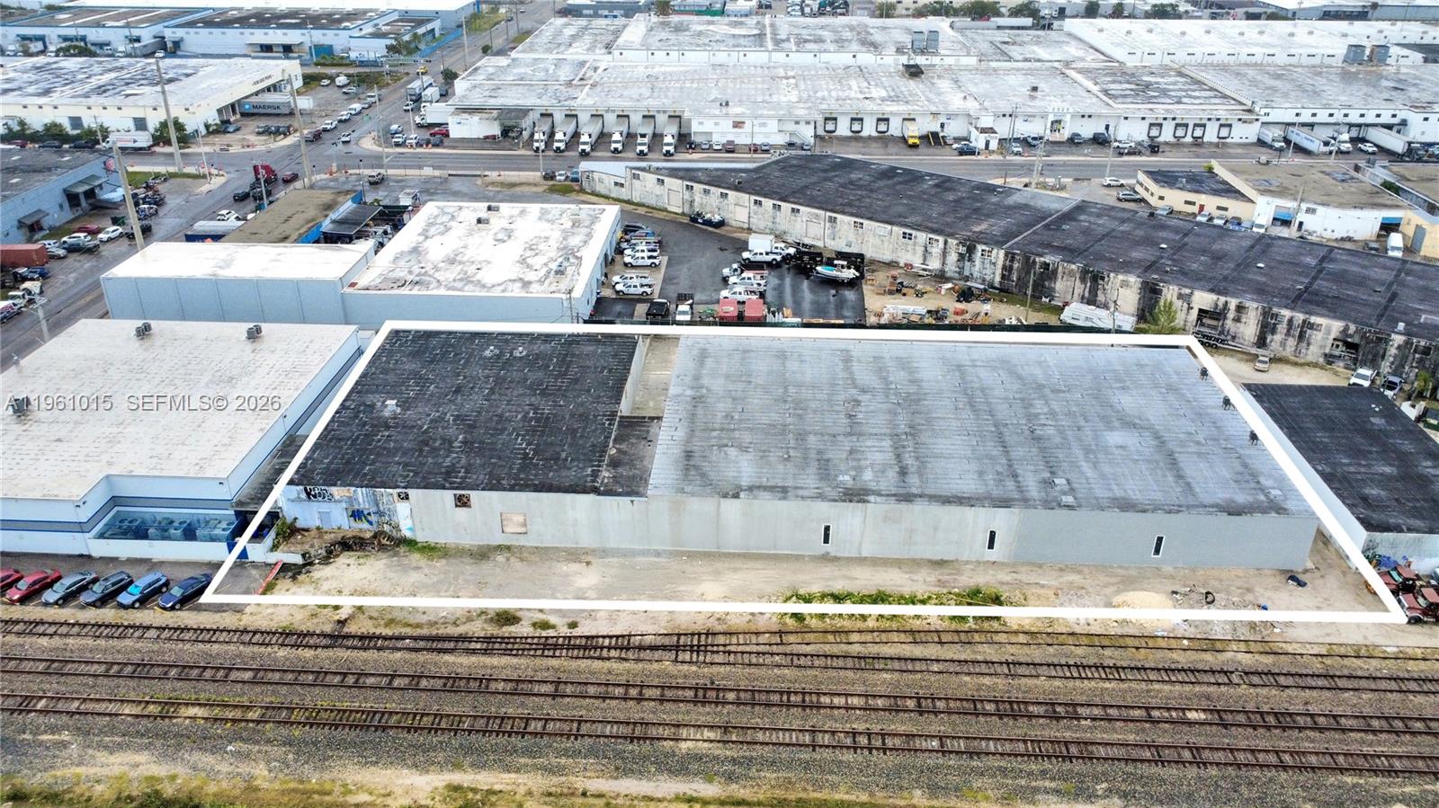   /   sq. ft. $ 2026-02-06 0 foto