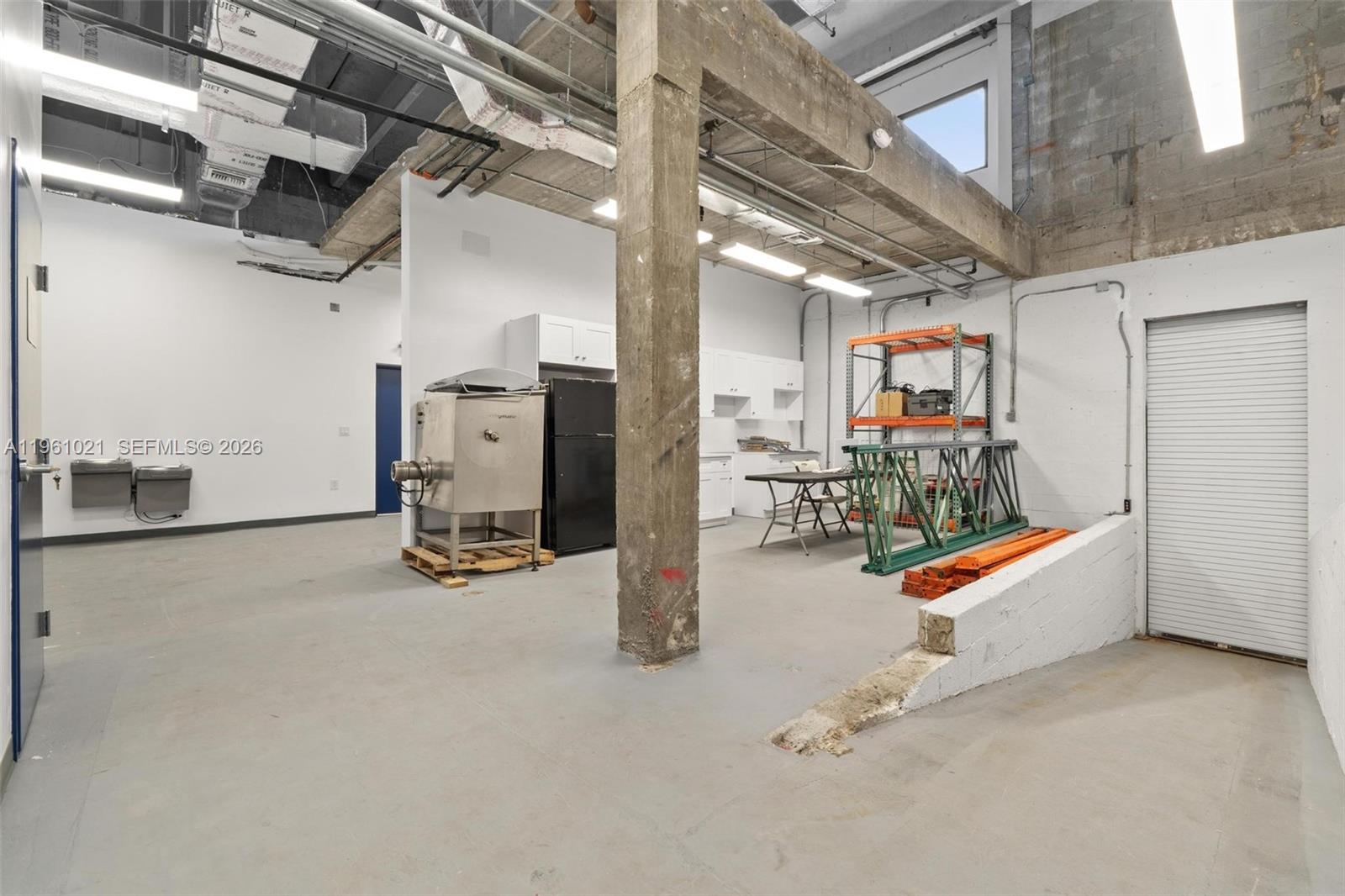   /   sq. ft. $ 2026-02-06 0 Photo