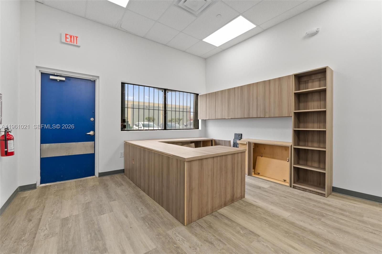   /   sq. ft. $ 2026-02-06 0 Photo