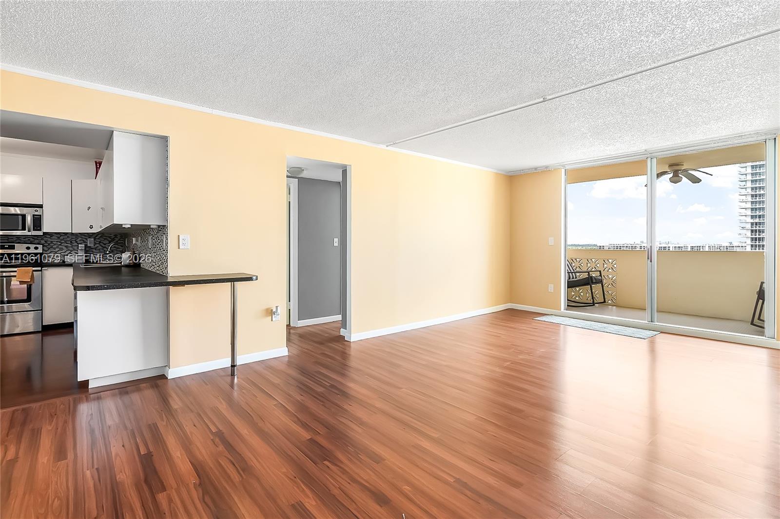 Photo of 1833 Ocean Dr  #1407, Hallandale Beach, Florida, 33009 - 