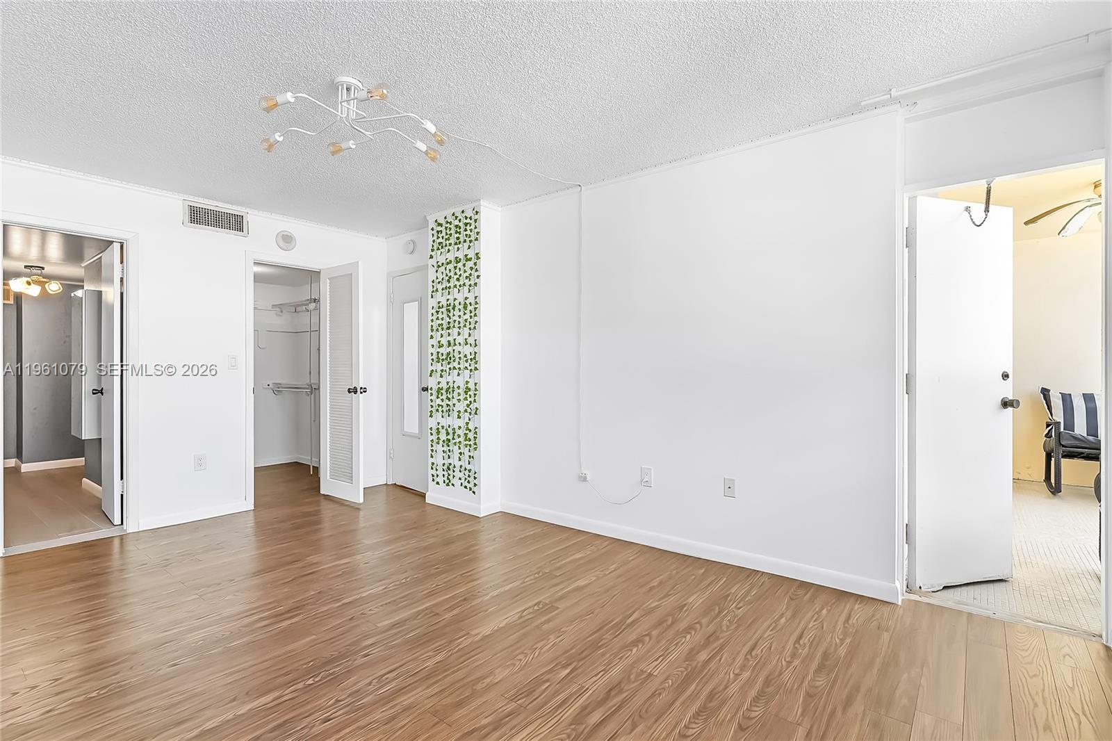 Photo of 1833 Ocean Dr  #1407, Hallandale Beach, Florida, 33009 - 