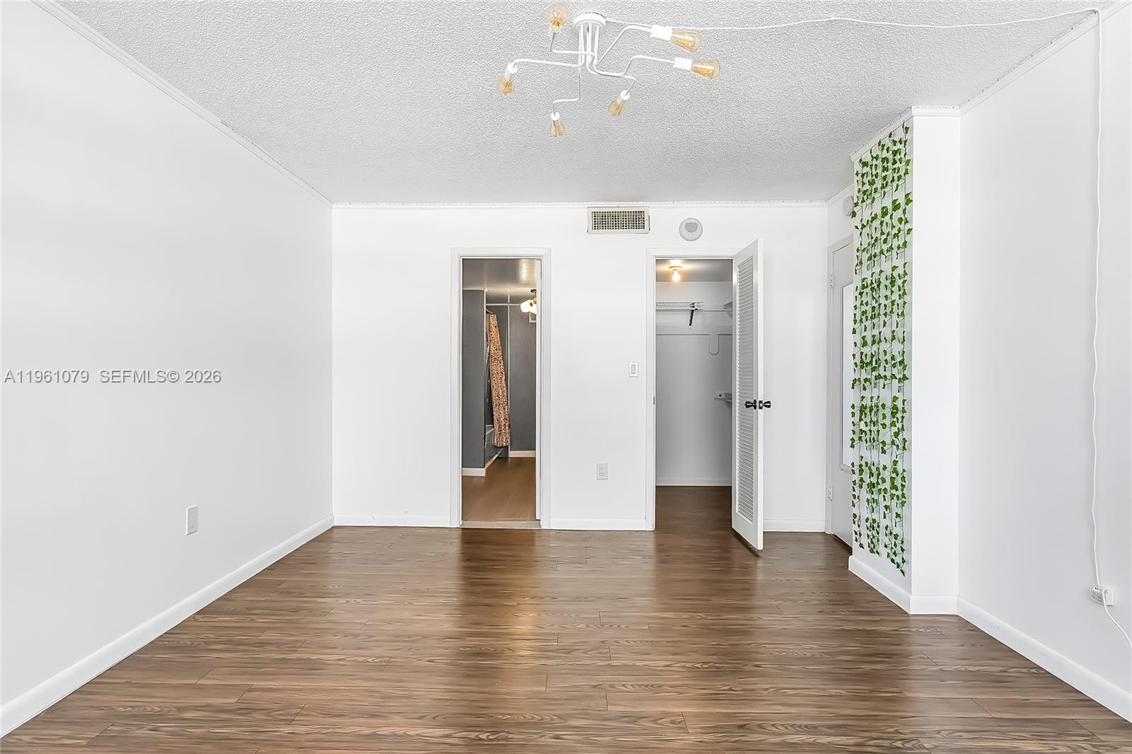 Photo of 1833 Ocean Dr  #1407, Hallandale Beach, Florida, 33009 - 