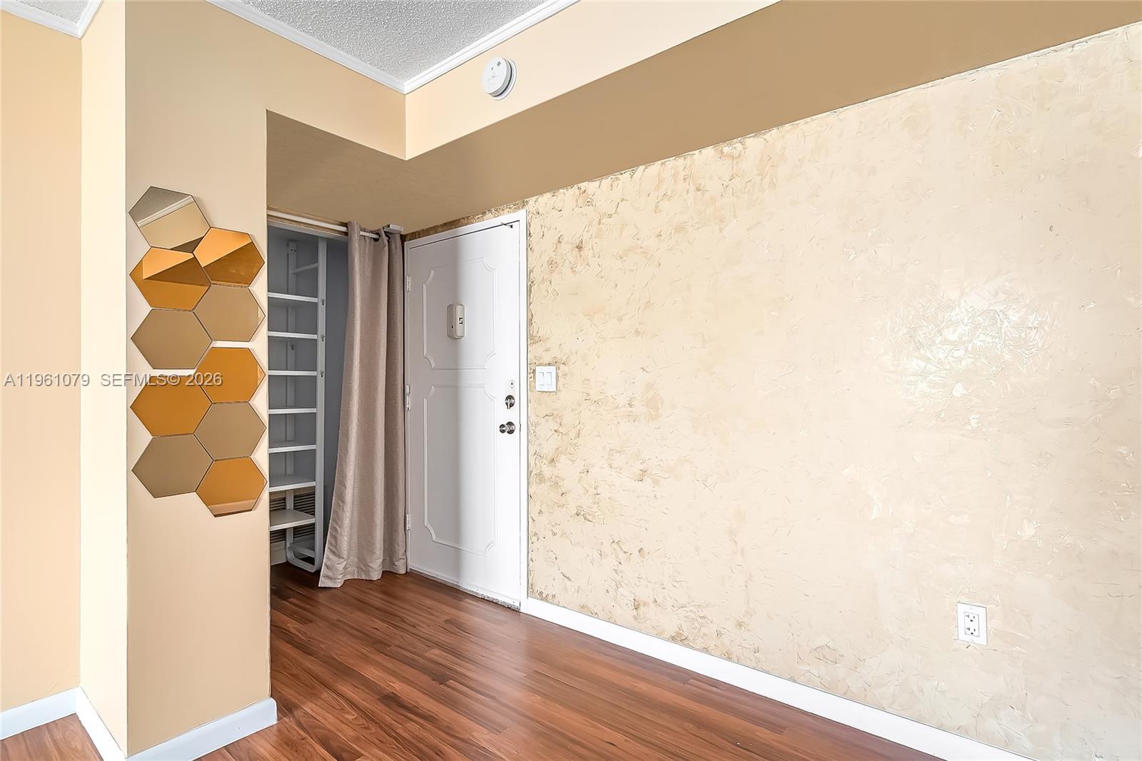 Photo of 1833 Ocean Dr  #1407, Hallandale Beach, Florida, 33009 - 