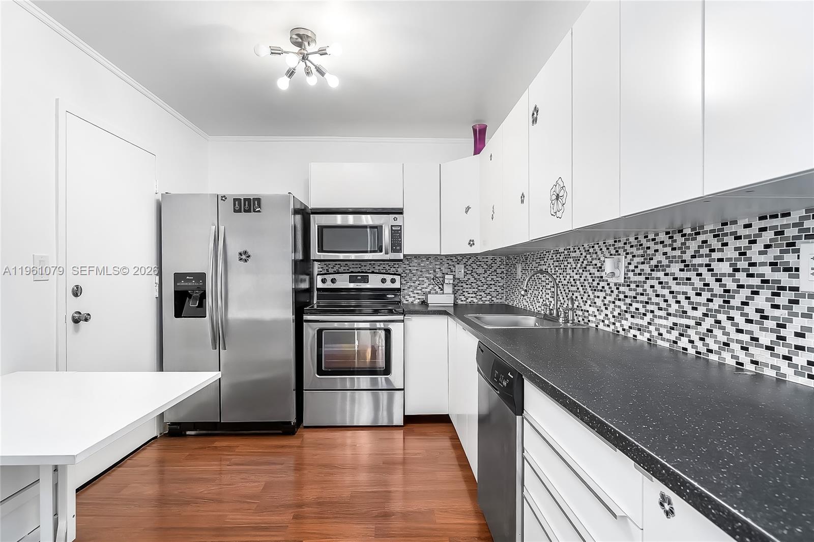 Photo of 1833 Ocean Dr  #1407, Hallandale Beach, Florida, 33009 - 