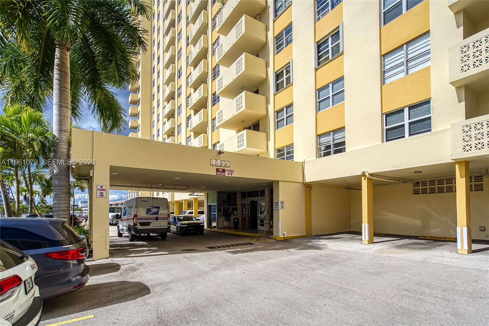 Photo of 1833 Ocean Dr  #1407, Hallandale Beach, Florida, 33009 - 