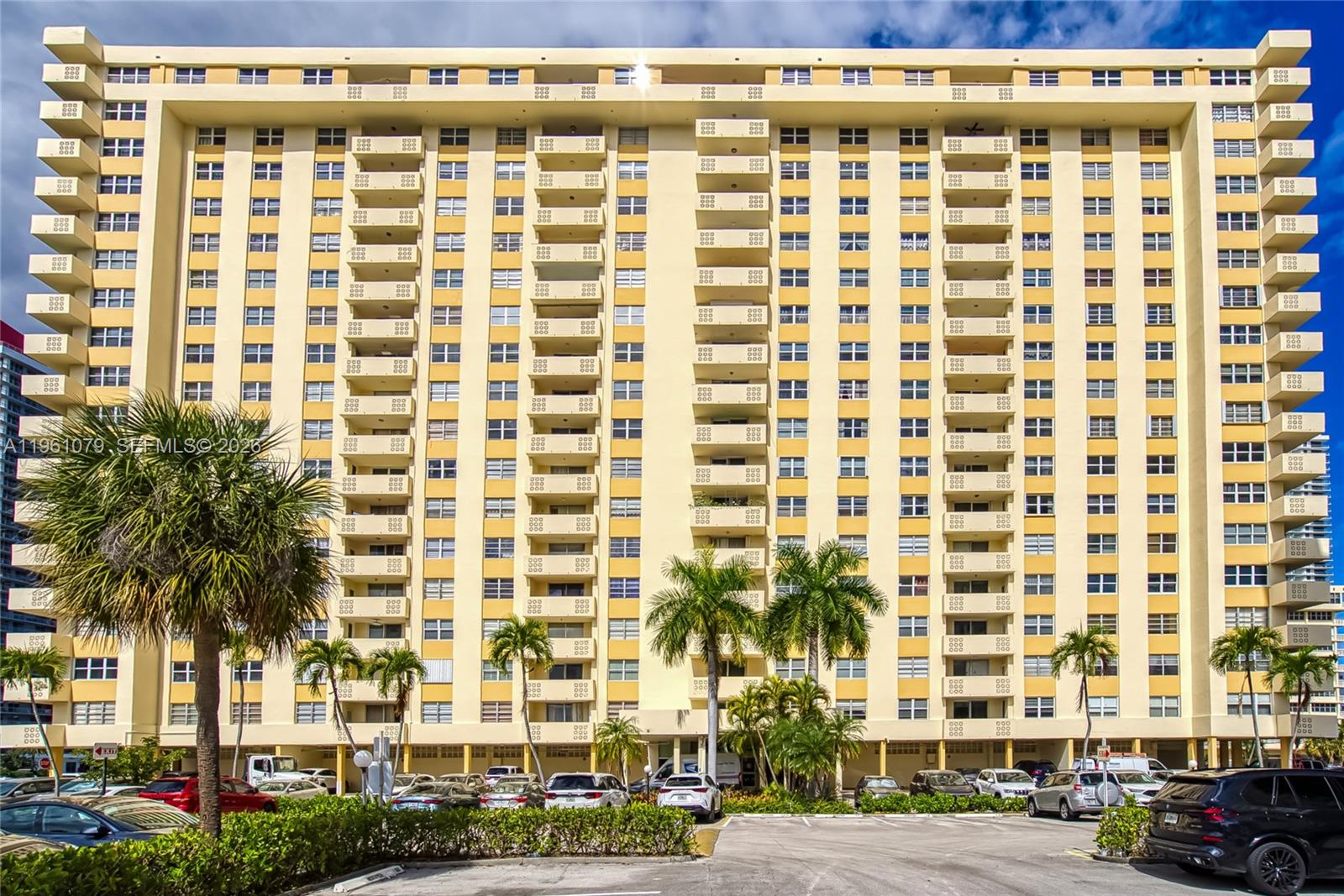 Photo of 1833 Ocean Dr  #1407, Hallandale Beach, Florida, 33009 - 