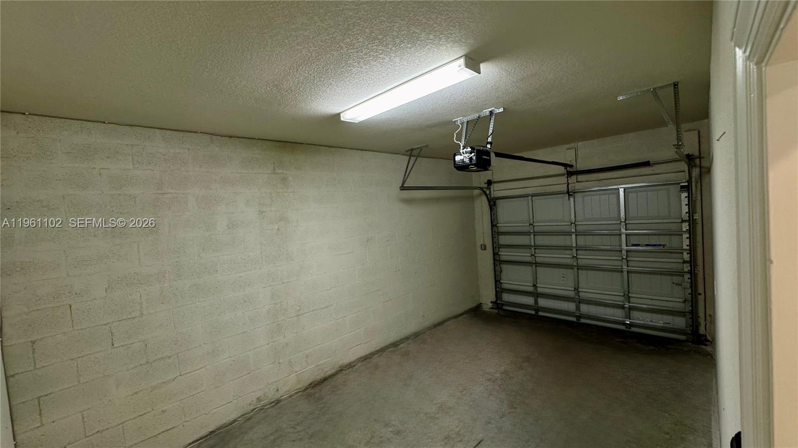 3973 3 / 3 1421 sq. ft. $ 2026-02-07 0 foto