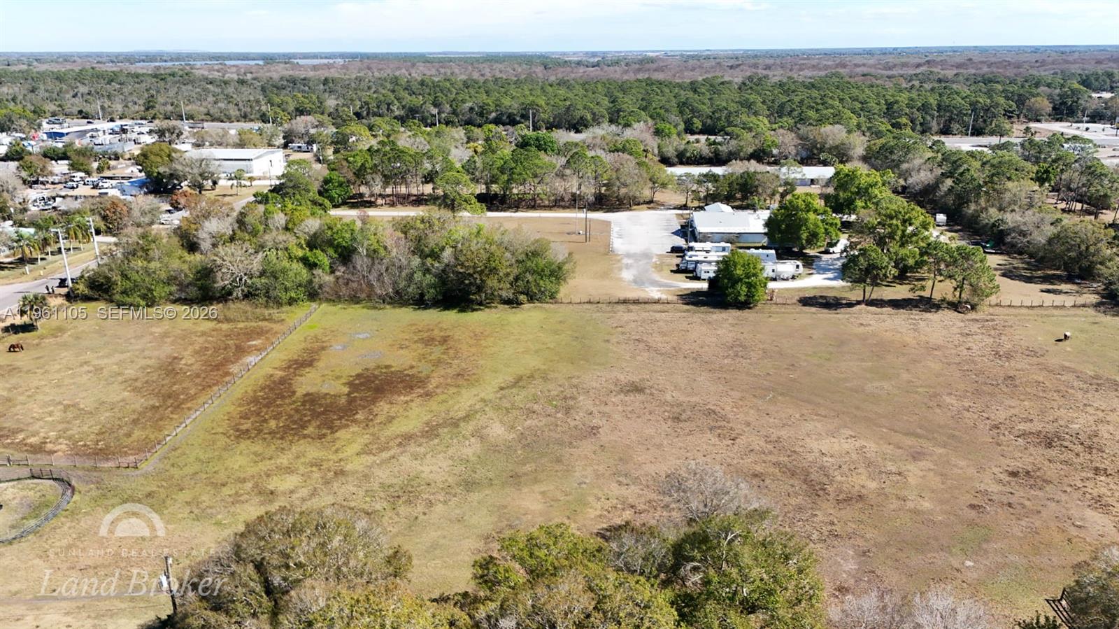   /   sq. ft. $ 2026-02-07 0 foto