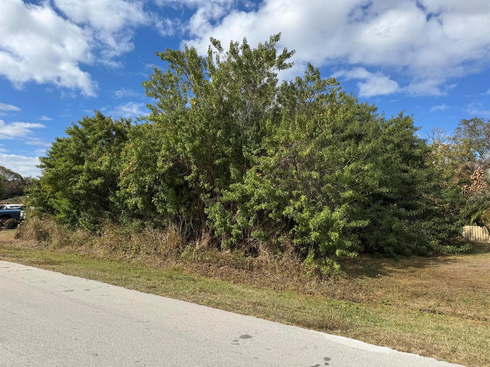   / 0  sq. ft. $ 2026-06-15 0 foto