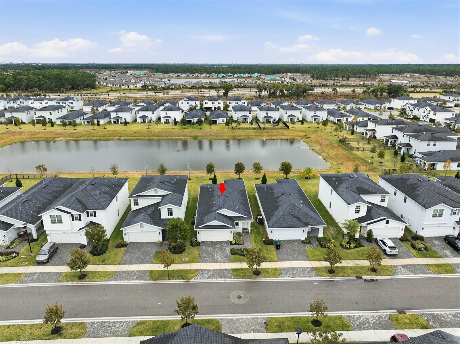 Ver detalles 6381 3 / 2 1451 sq. ft. $ 2026-03-04 0 foto