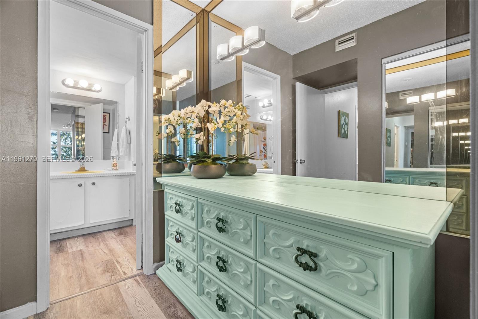 314-1 2 / 2 1674 sq. ft. $ 2026-02-07 0 Photo