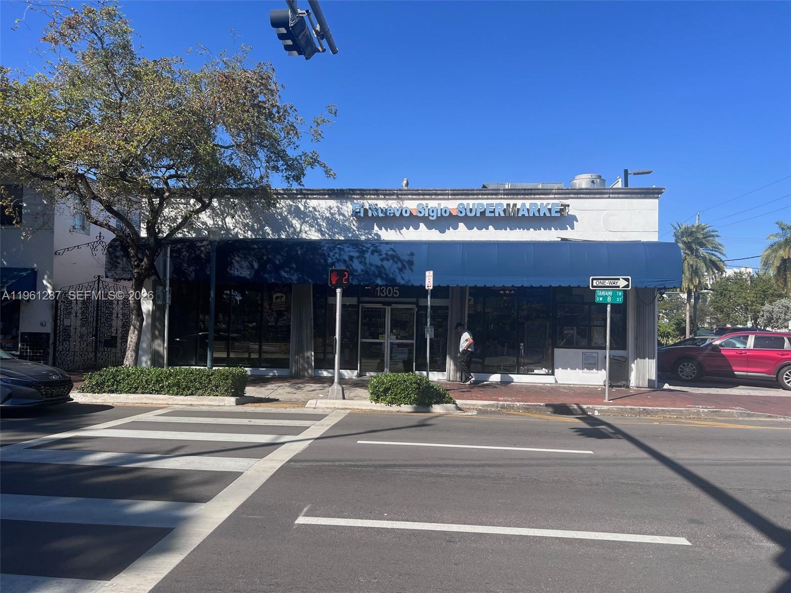   /   sq. ft. $ 2026-02-07 0 foto