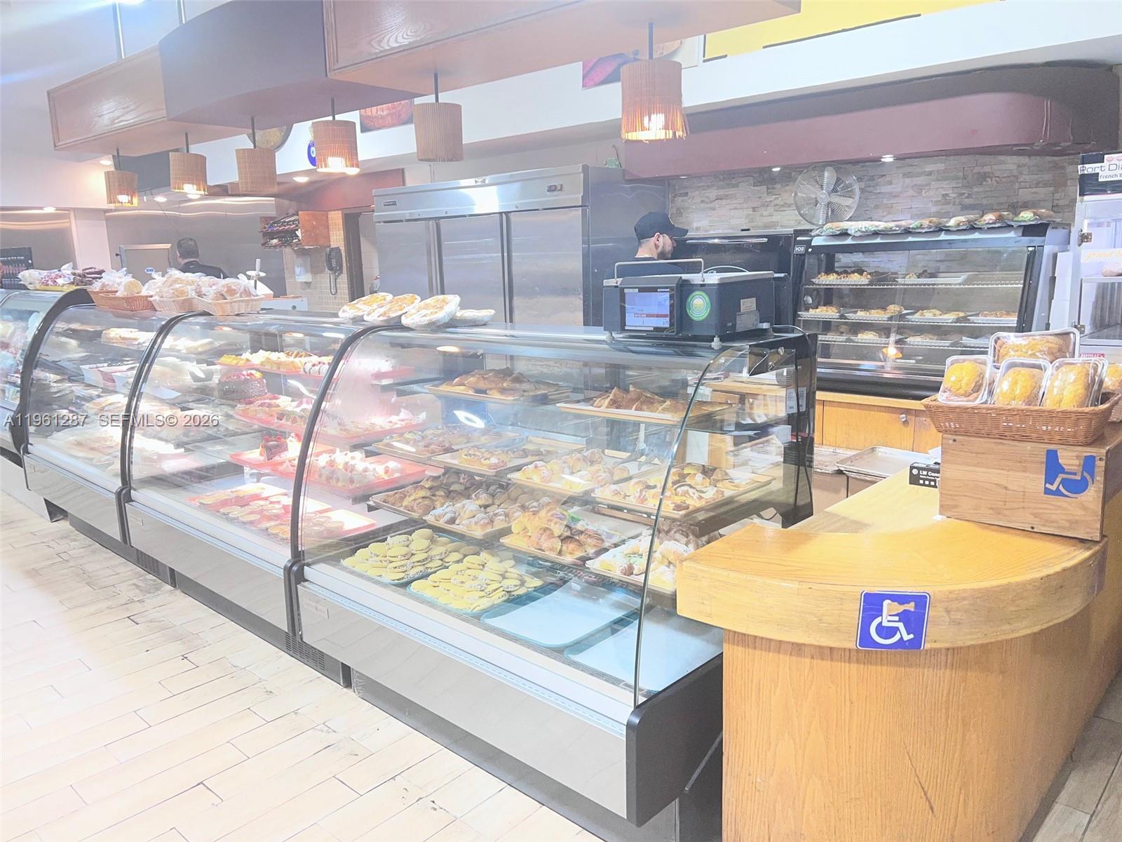   /   sq. ft. $ 2026-02-07 0 foto