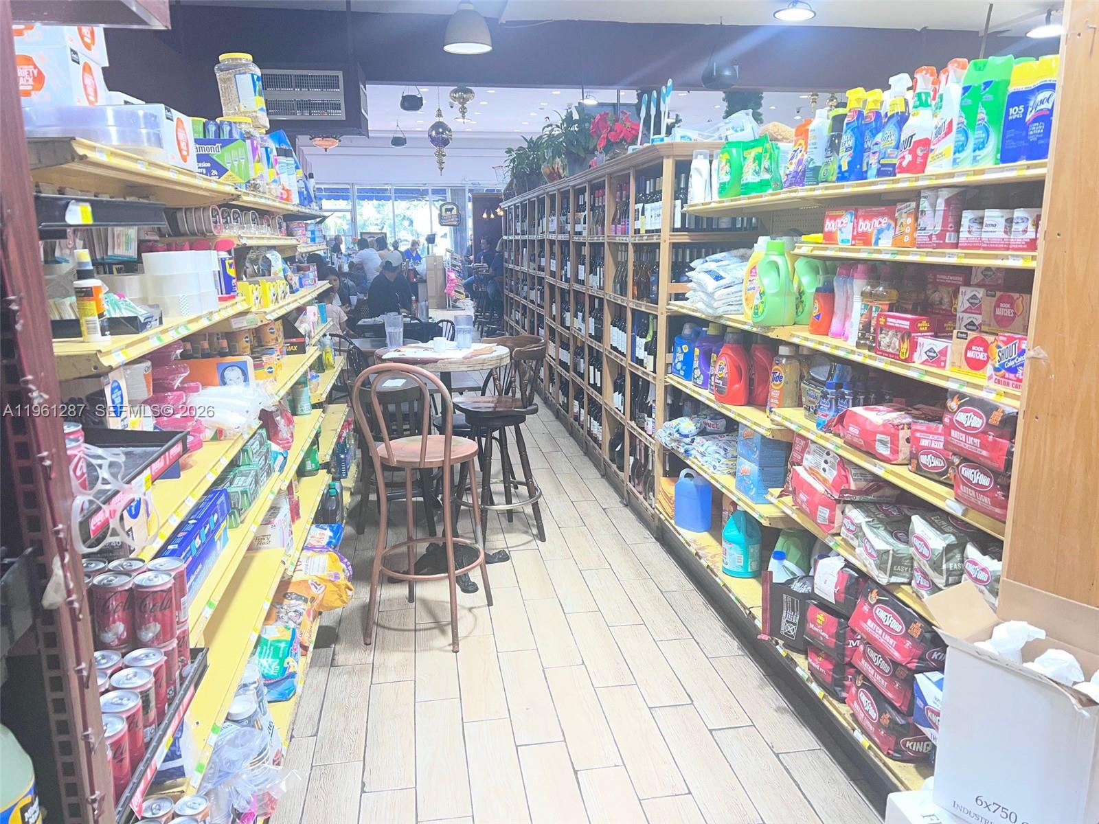   /   sq. ft. $ 2026-02-07 0 foto