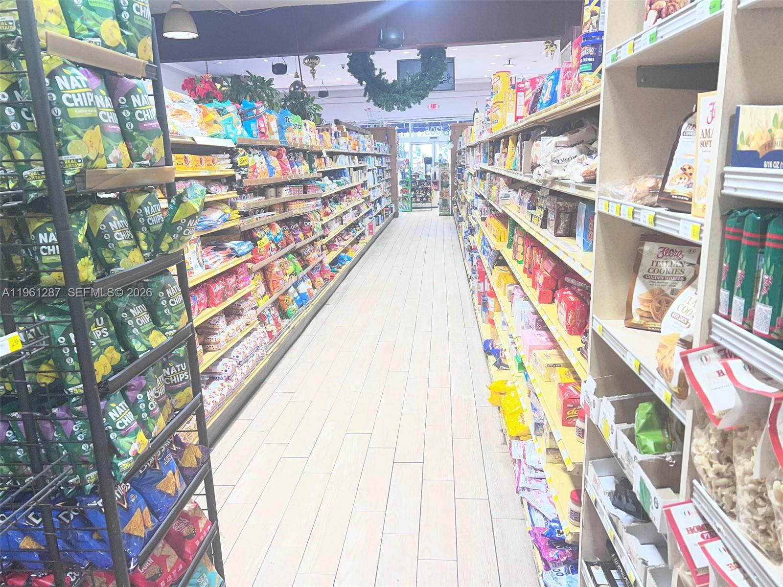   /   sq. ft. $ 2026-02-07 0 foto