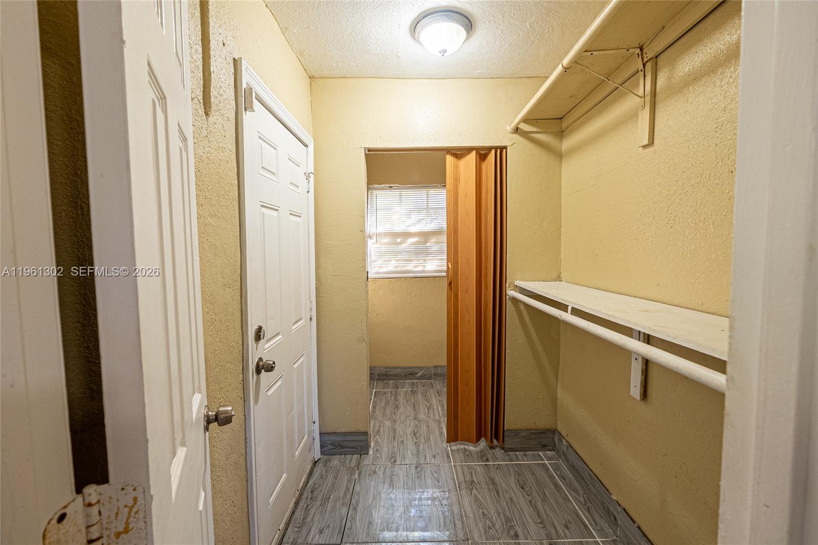   /  1239 sq. ft. $ 2026-02-08 0 Photo