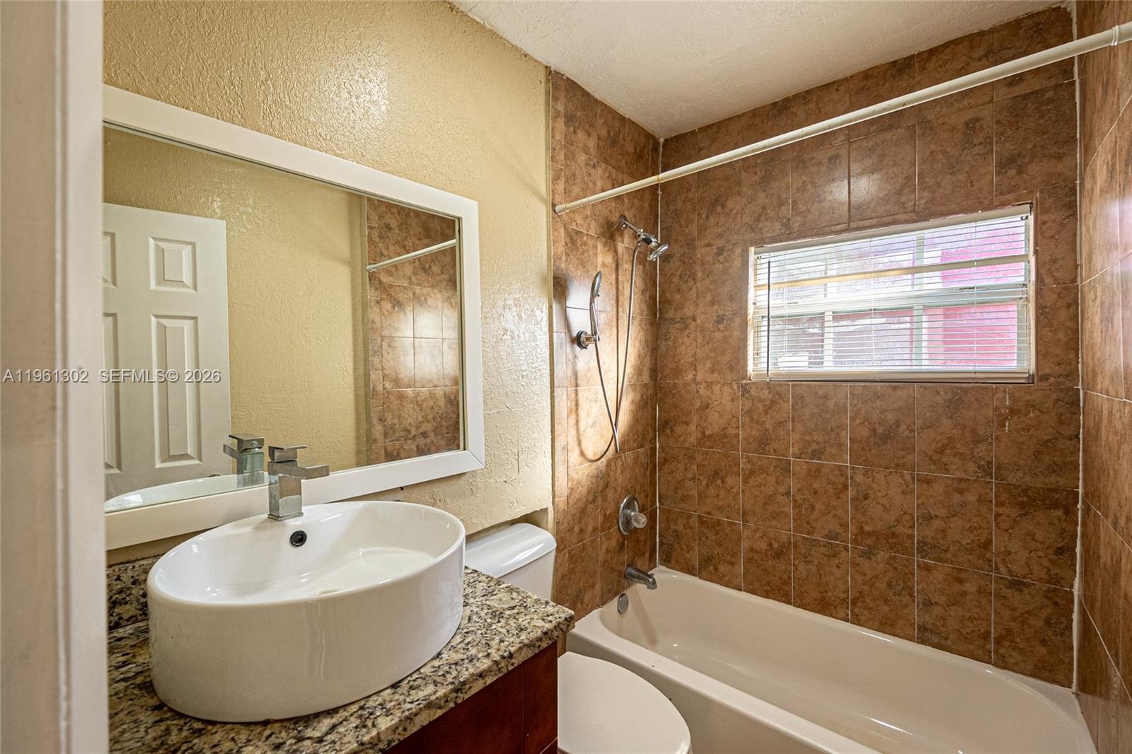   /  1239 sq. ft. $ 2026-02-08 0 Photo