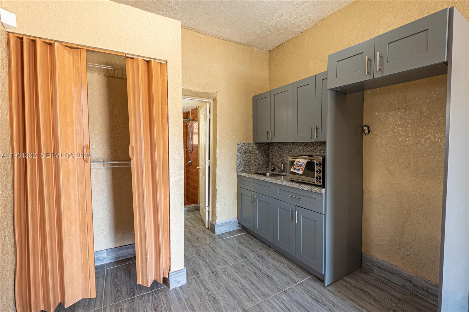   /  1239 sq. ft. $ 2026-02-08 0 Photo