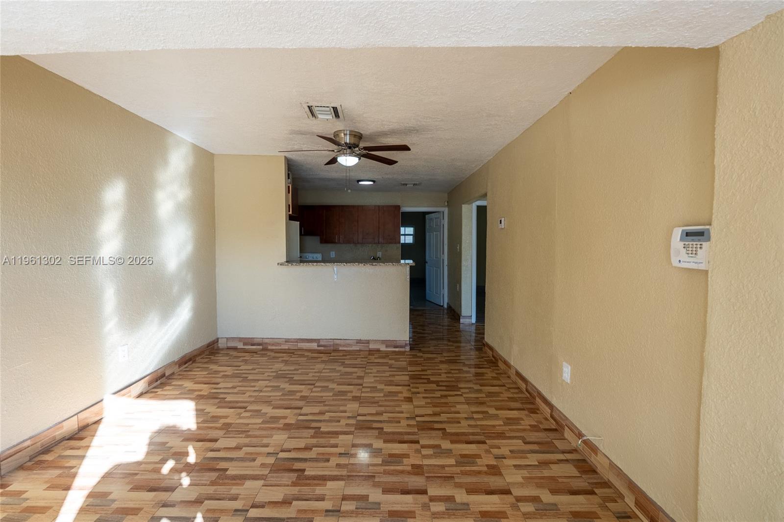   /  1239 sq. ft. $ 2026-02-08 0 Photo