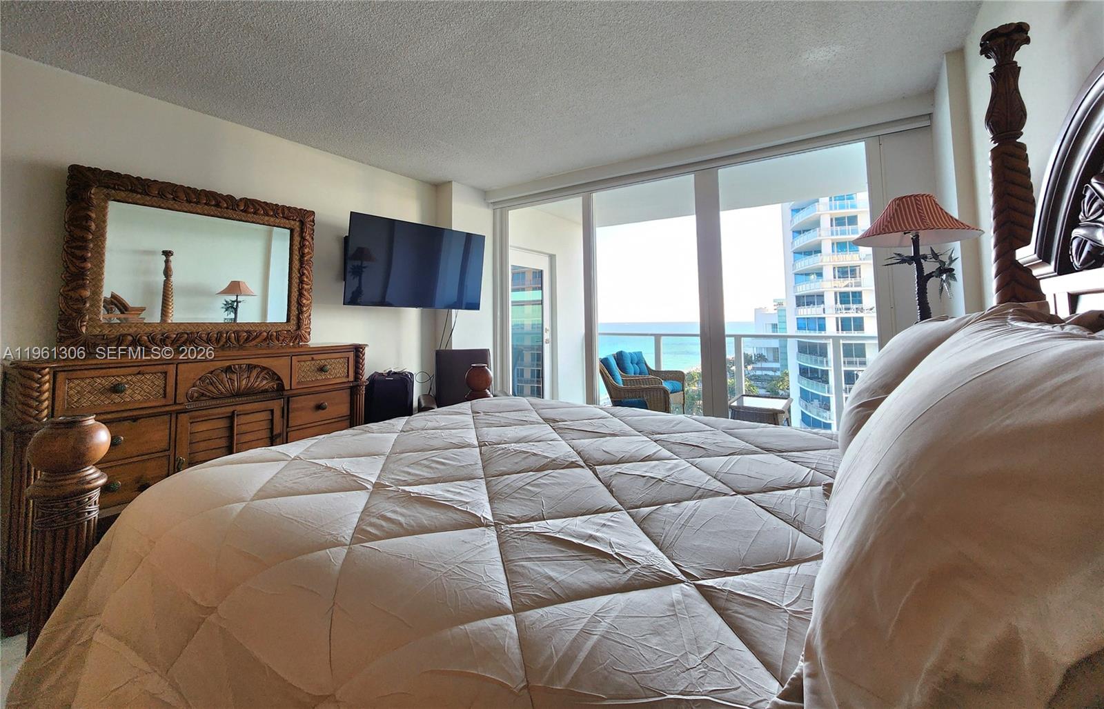 Photo of 3505 Ocean Dr  #1215, Hollywood, Florida, 33019 - 