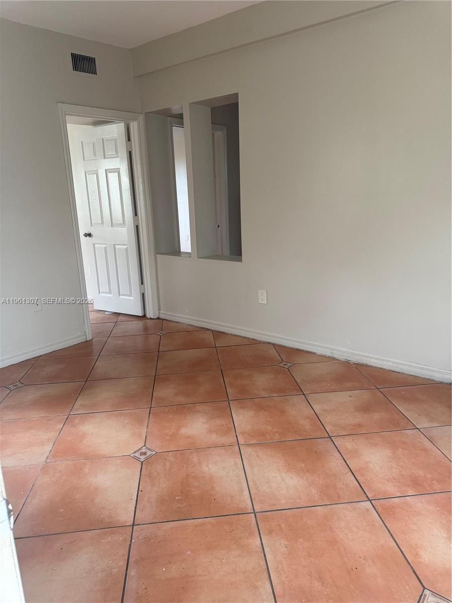   /   sq. ft. $ 2026-02-08 0 Photo