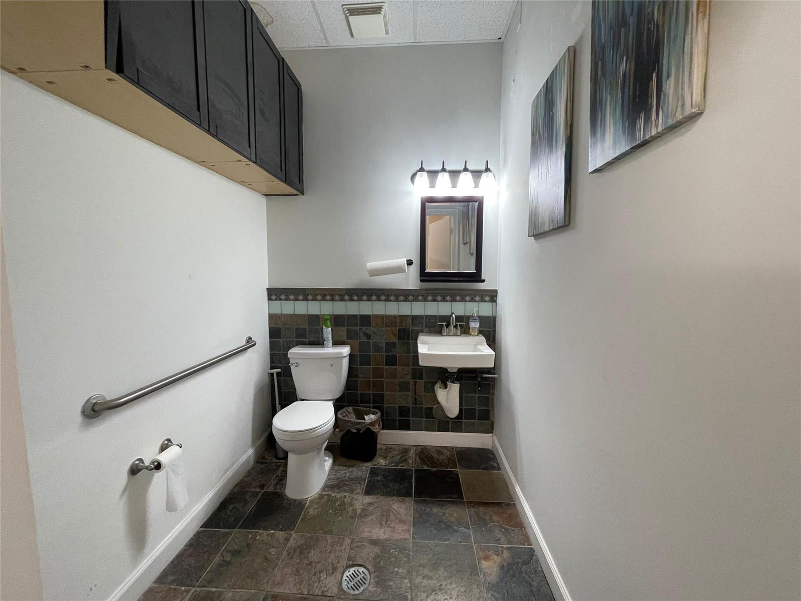 103  / 0  sq. ft. $ 2026-05-11 0 Photo