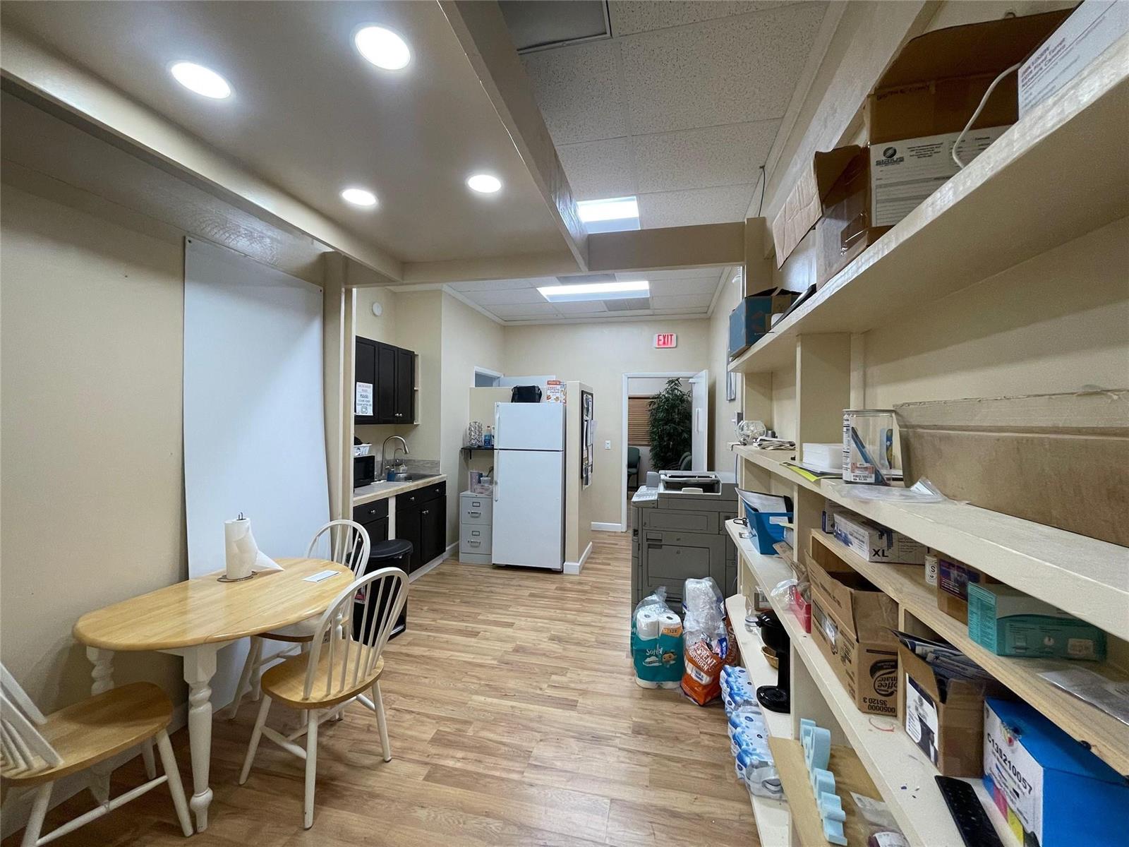 103  / 0  sq. ft. $ 2026-05-11 0 Photo