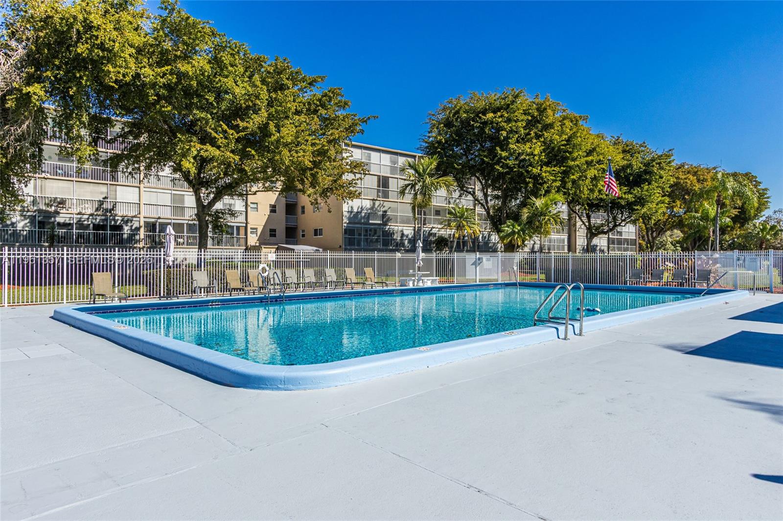 312 2 / 2 992 sq. ft. $ 2026-02-08 0 Photo