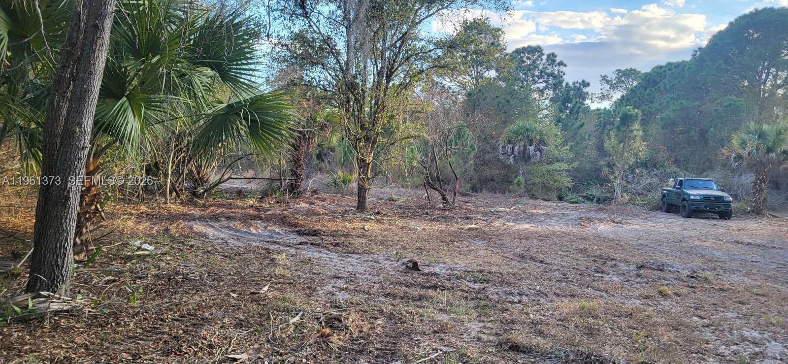   /   sq. ft. $ 2026-02-08 0 foto