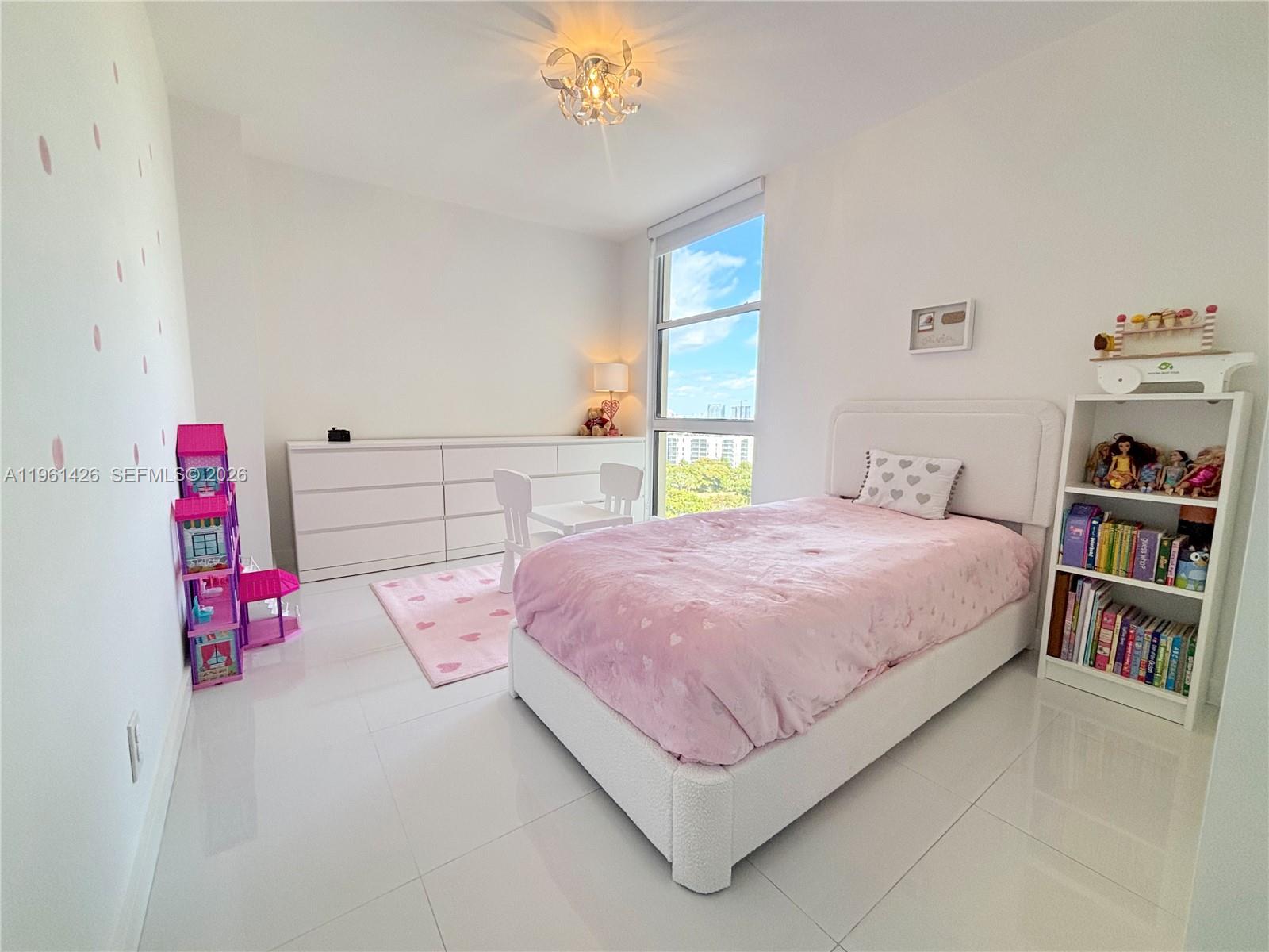 Photo of 20301 Country Club Dr  #1422, Aventura, Florida, 33180 - 