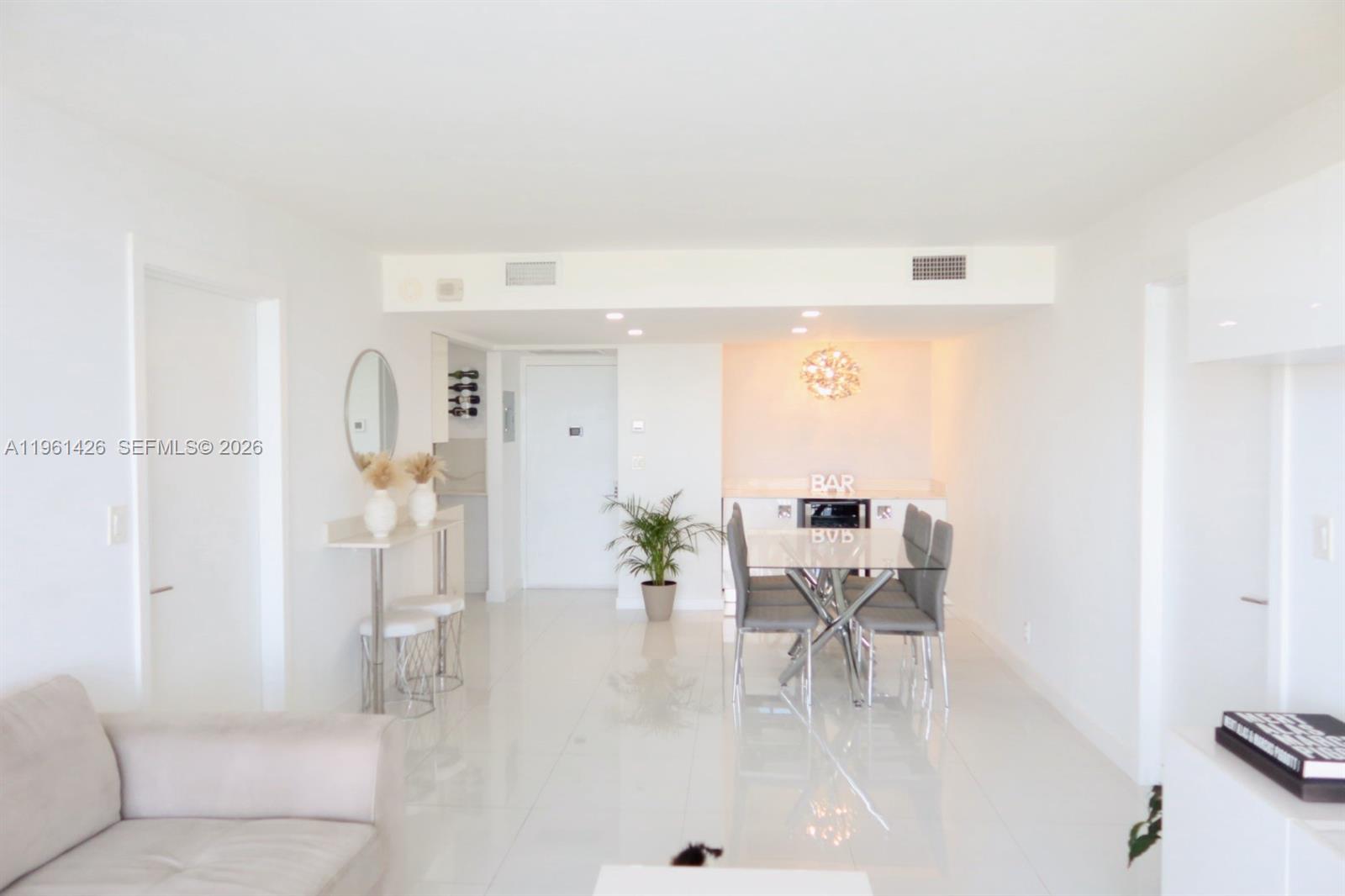 Photo of 20301 Country Club Dr  #1422, Aventura, Florida, 33180 - 