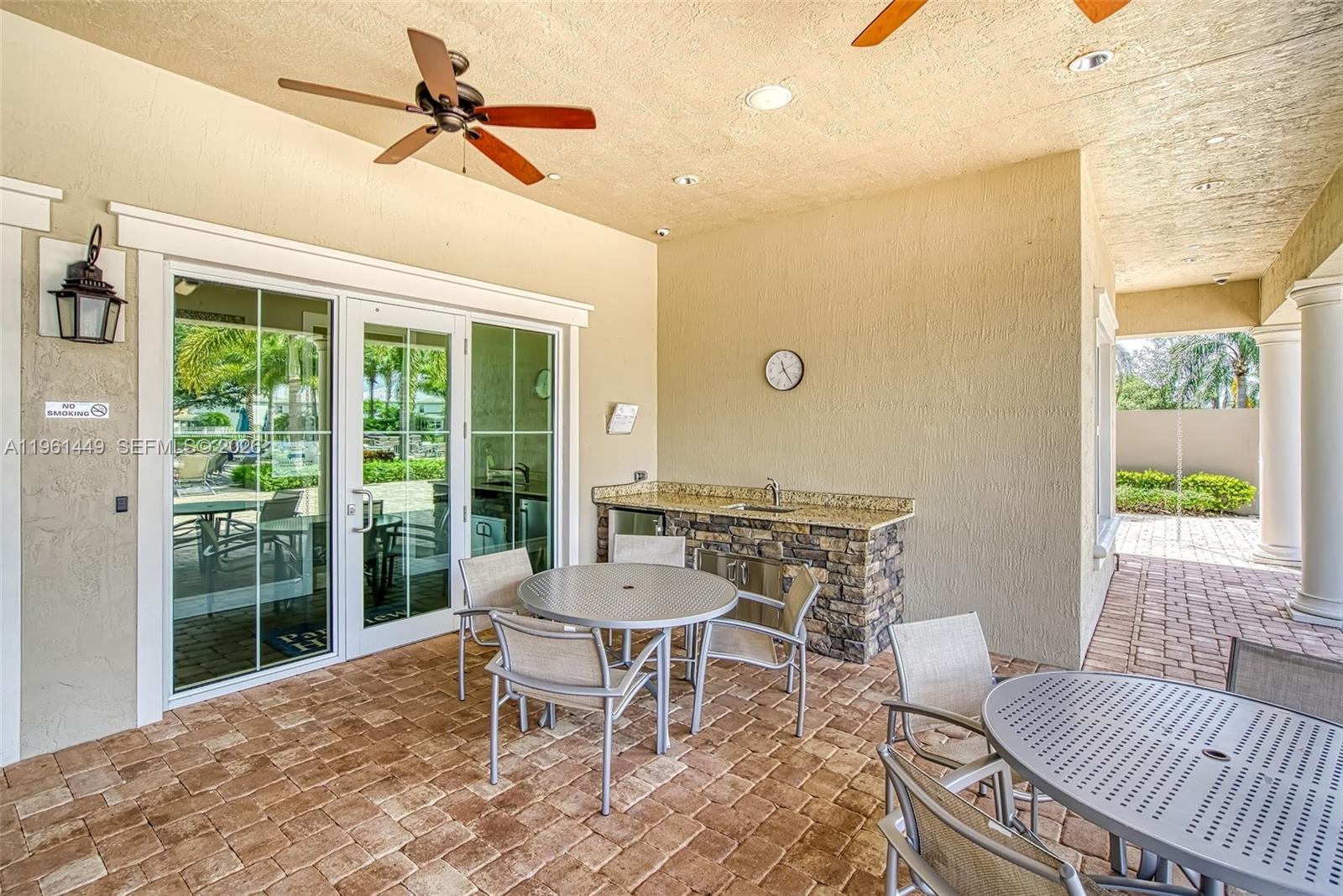 See details 5060 3 / 3 1421 sq. ft. $ 2026-02-08 0 Photo