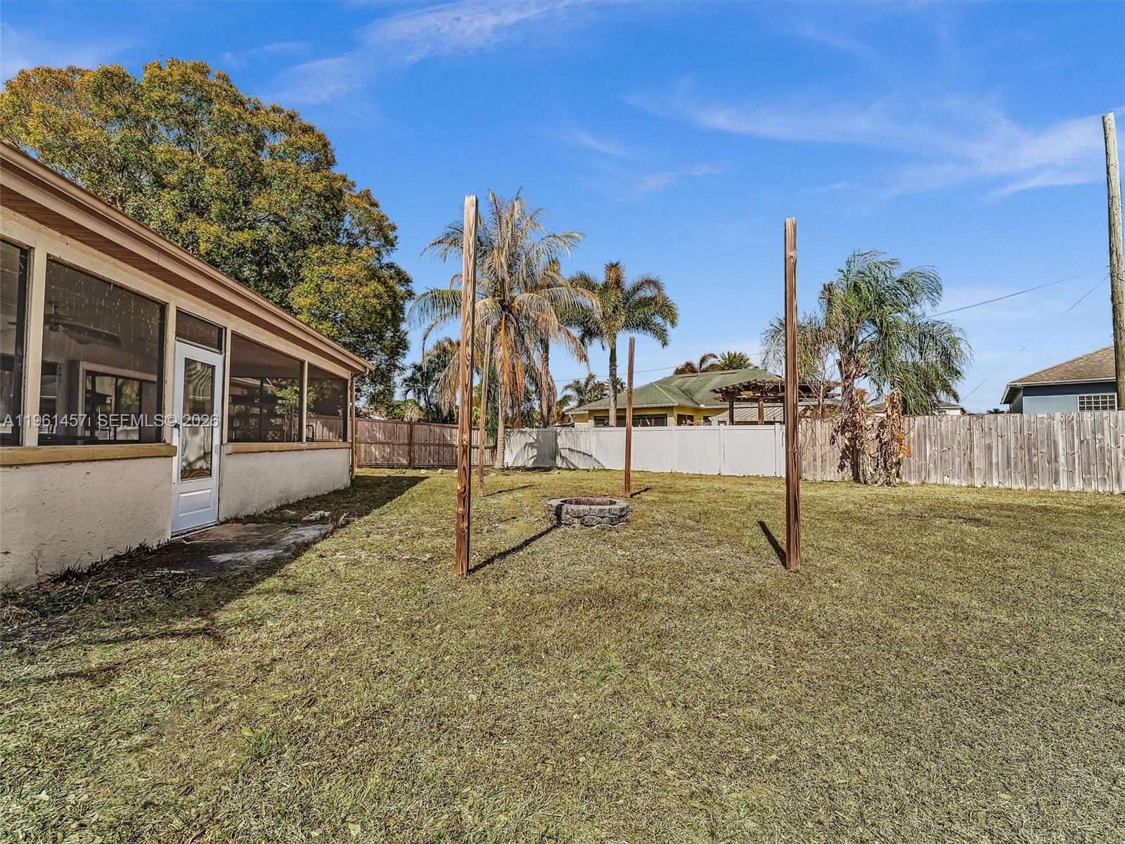 Ver detalles 1819 2 / 2 1174 sq. ft. $ 2026-04-08 0 foto