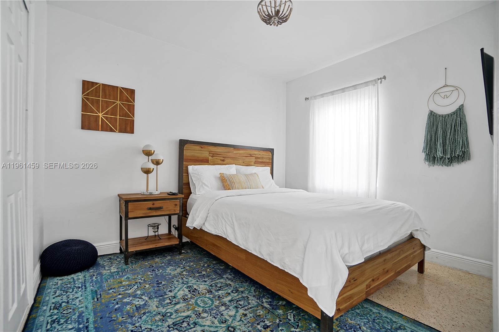   /  1300 sq. ft. $ 2026-02-08 0 Photo